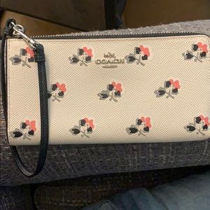 Coach Crossgrain Leather Floral Wristlet/Wallet